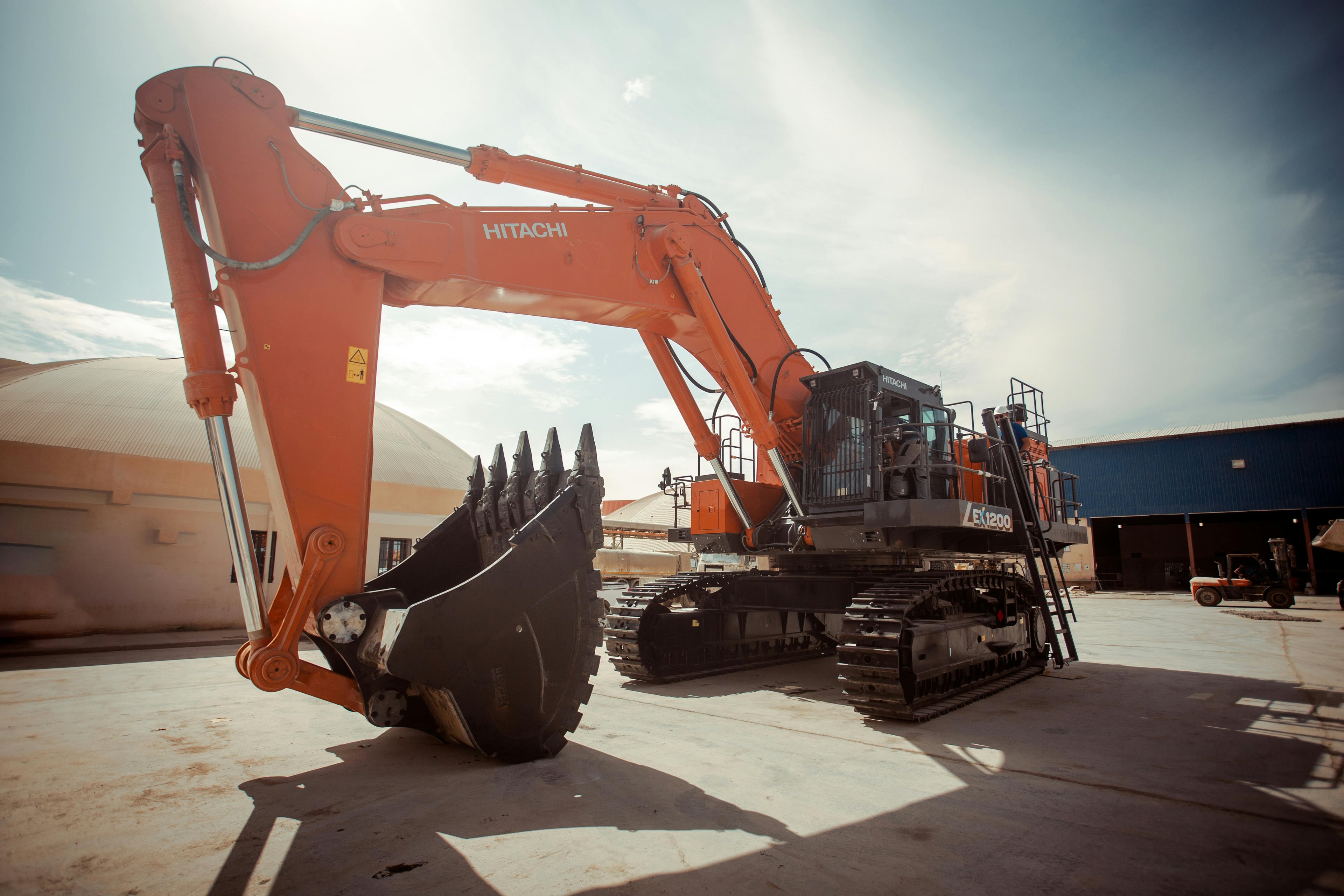 Earthmoving Repairs & Maintenance background